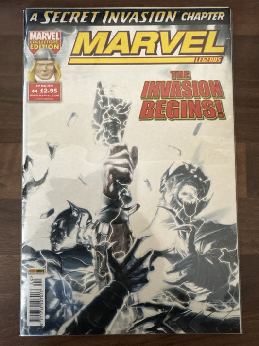 MARVEL LEGENDS The Invasion Begins 2010 Marvel Comics Collectors Edition